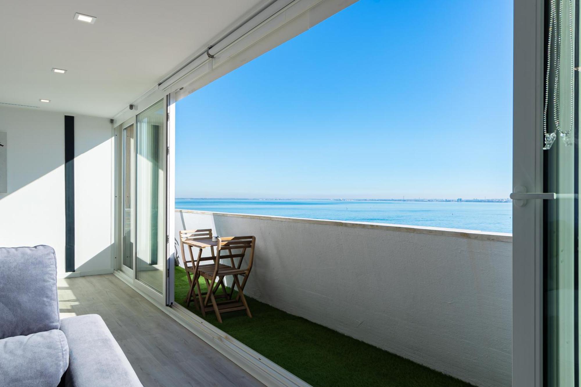 Cacilhas Riverview! Almada Ngoại thất bức ảnh